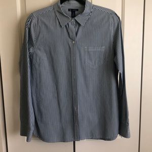 Gap Boy Friend Button Down Size M